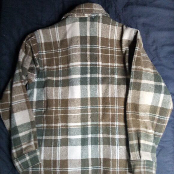 Vintage Woolrich Wool Plaid Chore Shirt Shacket Jacket - Picture 8 of 10